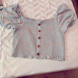 Super cute “REWIND” crop top!🌸